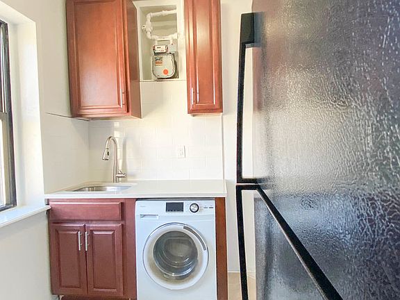 5th image of 522 W 147th St #D3