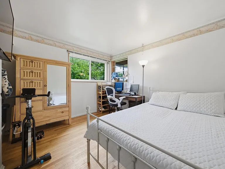 8411 S Knox Ave — Photo 8