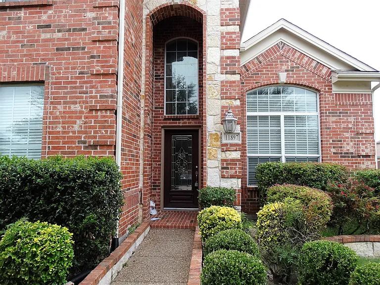 11897 Lampwick Ln — Photo 1