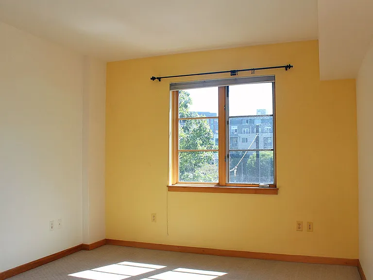 1133 NW 11th Ave #209 — Photo 14