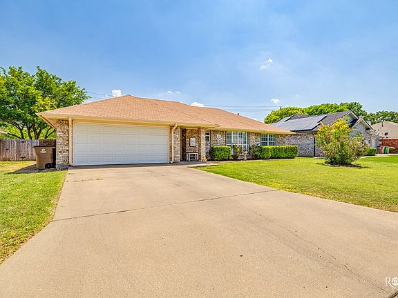3rd image of 3237 Walnut Hill Dr