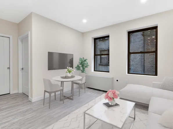 125 West 16th Street image 1 of 9