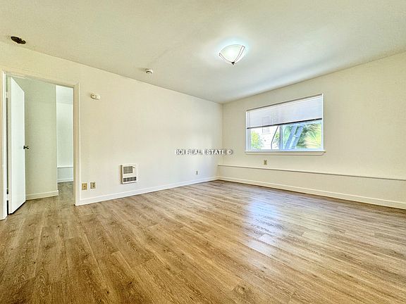 5th image of 5522 California St #C