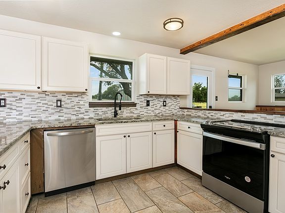 4th image of 57 Fishel Hill Ln
