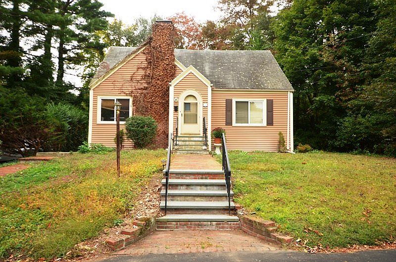 1st image of 73 Bayley St