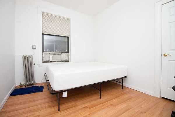 Rented by Nooklyn NYC LLC | media 28