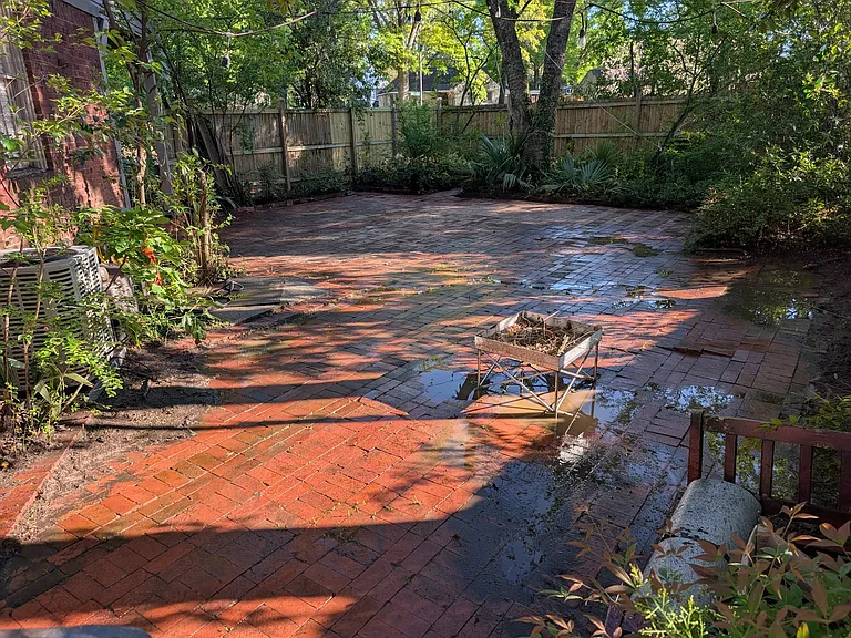 3810 Kenwood Ave #HOUSE — Photo 4