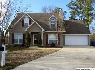 605 Laurel Woods Ct, Helena, AL 35080