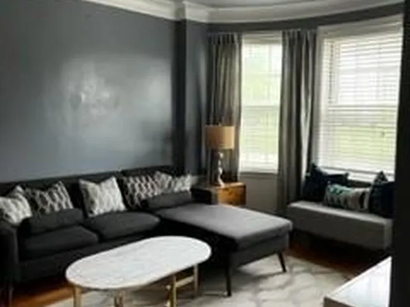 8054 Davis Dr APT 1N, Saint Louis, MO 63105