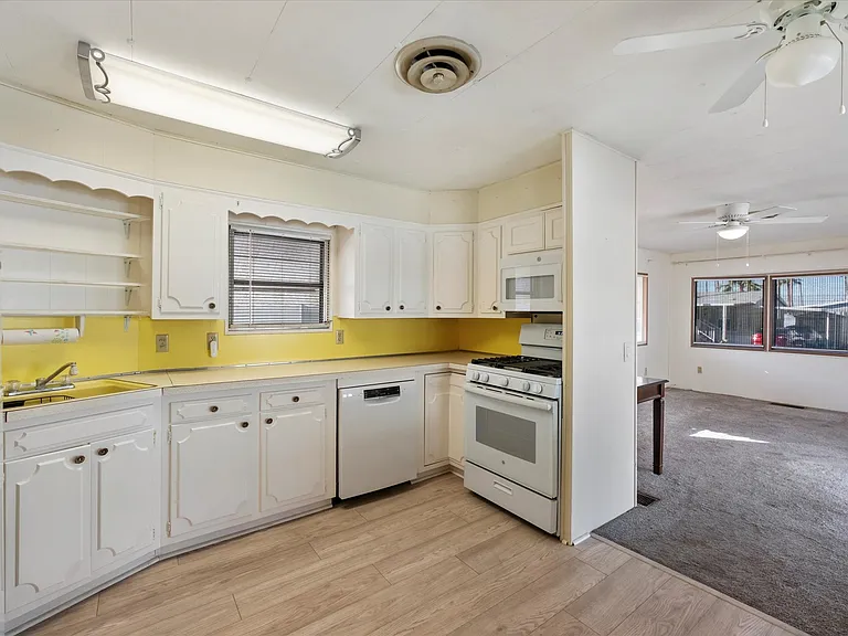 7807 E Main St #D27 — Photo 14