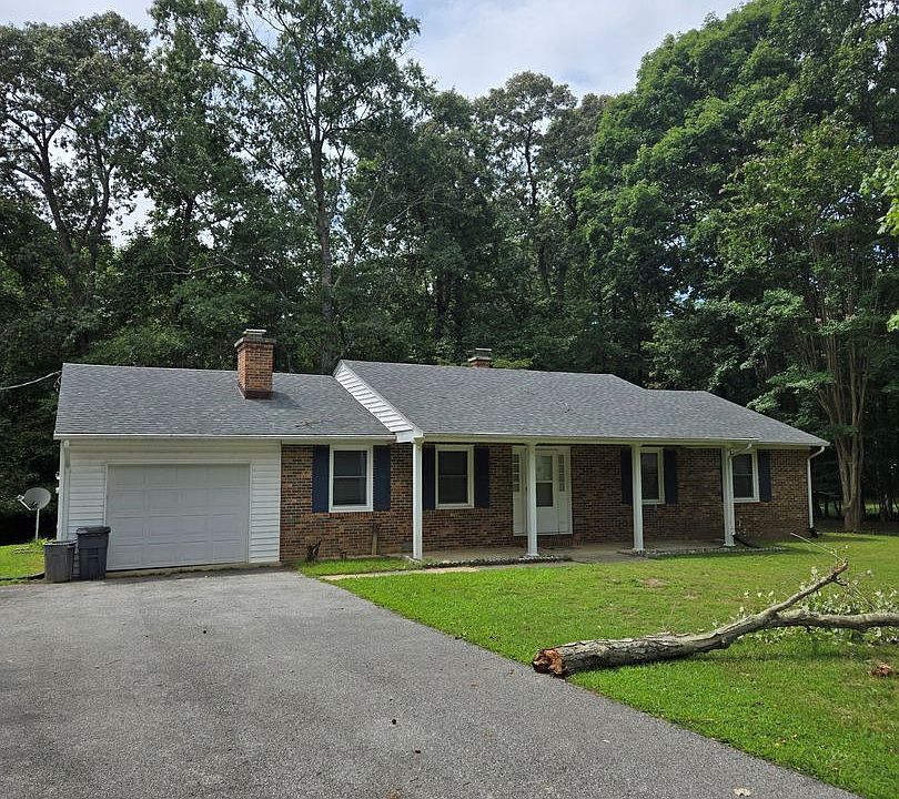 1st image of 22975 Esperanza Dr