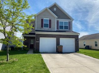 2343 Shadow Bend Dr, Columbus, IN 47201