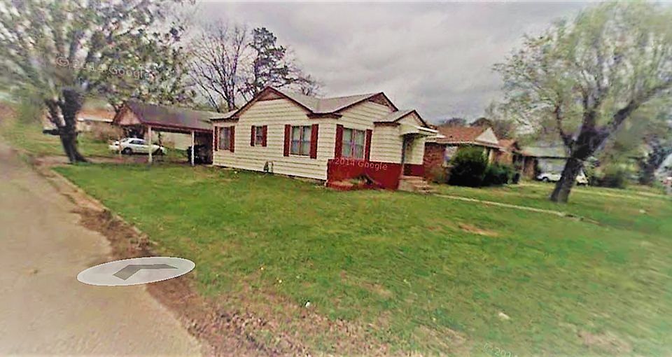 2nd image of 603 N Washington Ave