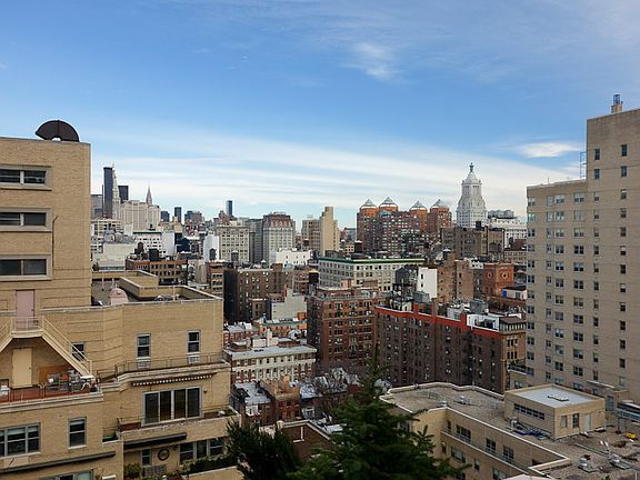 3rd image of 1 5th Ave APT 21A