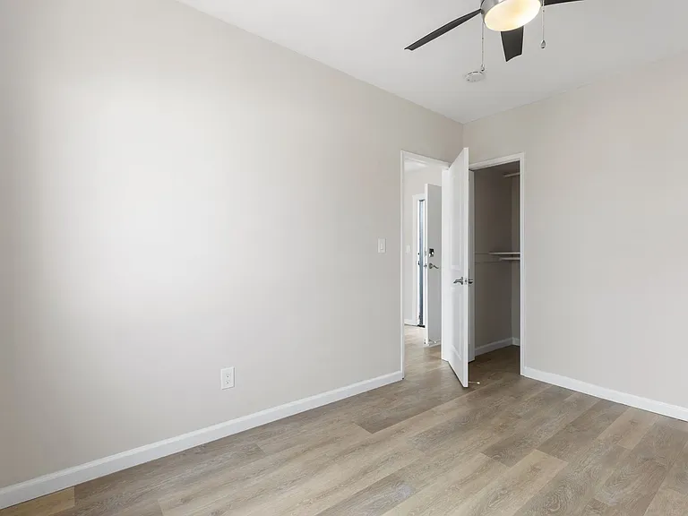 715 Cohasset — Photo 33