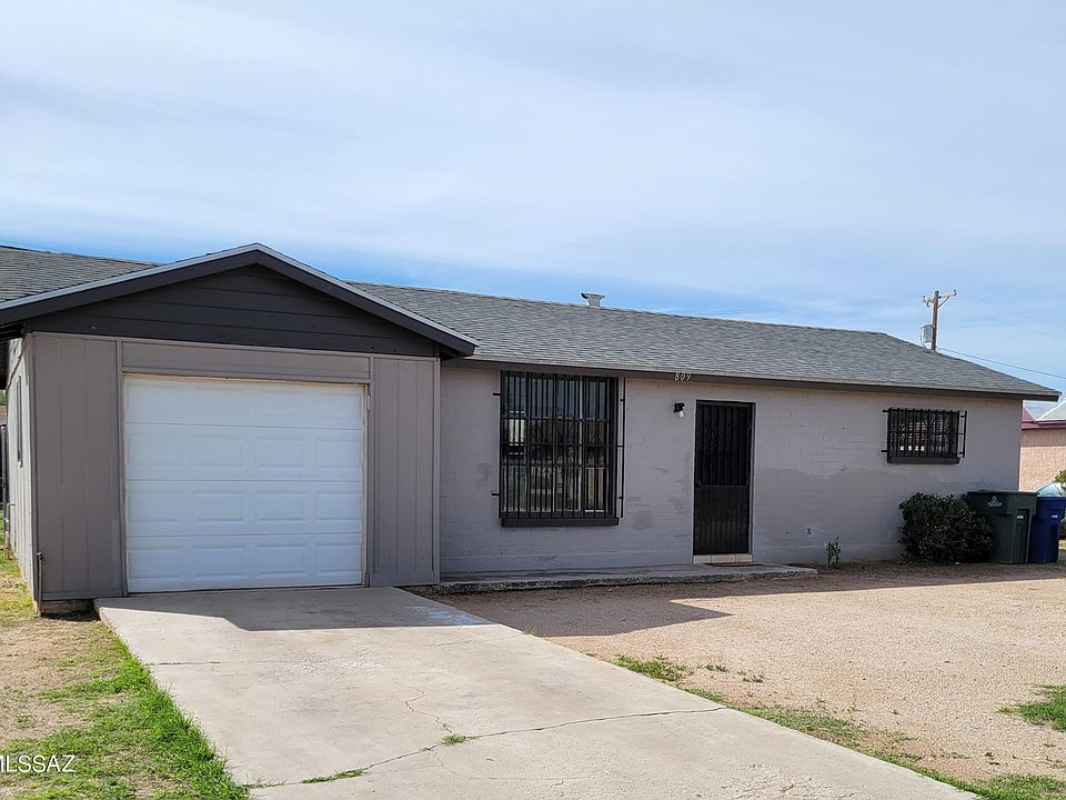 1st image of 809 W Calle Bocina