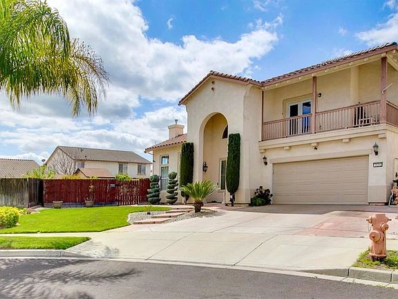 2nd image of 3886 Nestled Oak Ct