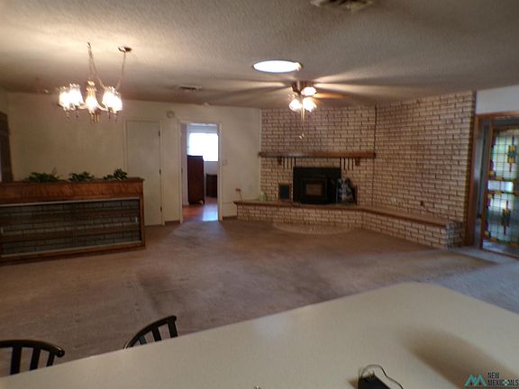 2nd image of 1101 Saddler St
