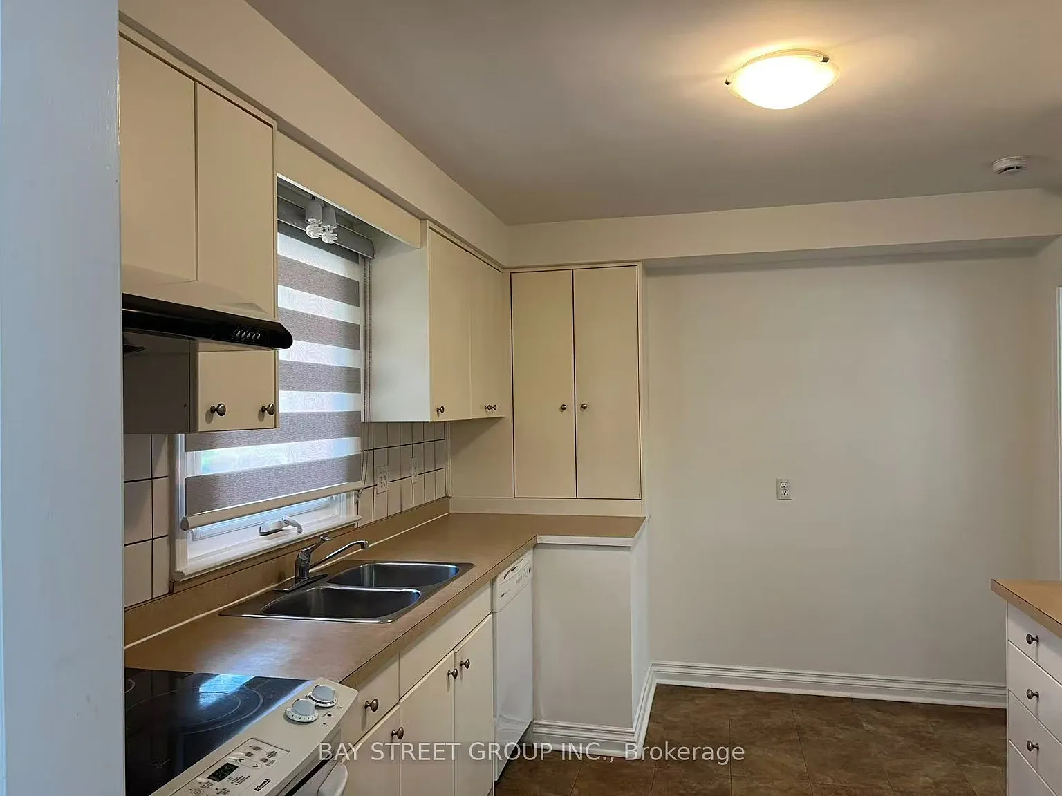 5 bed, $3,800 — Photo 4