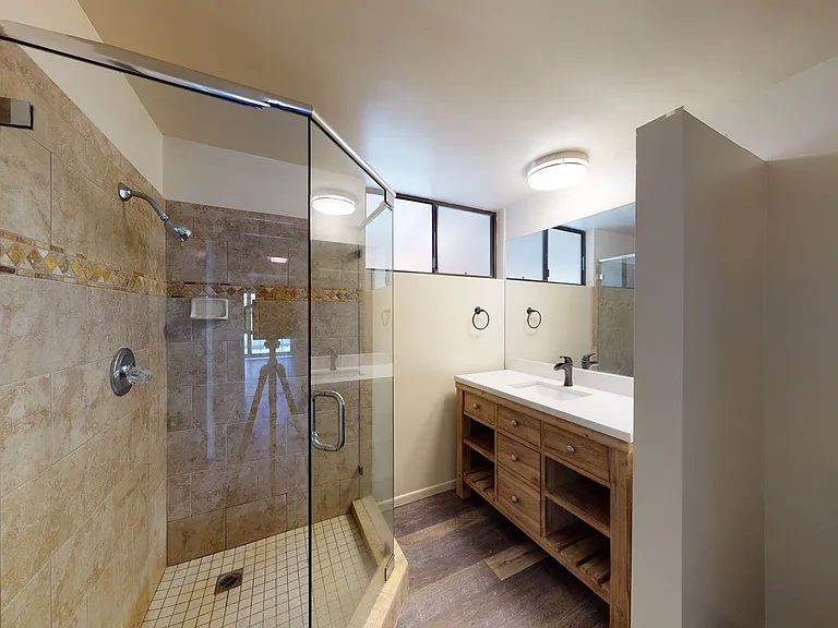225ora — Photo 16