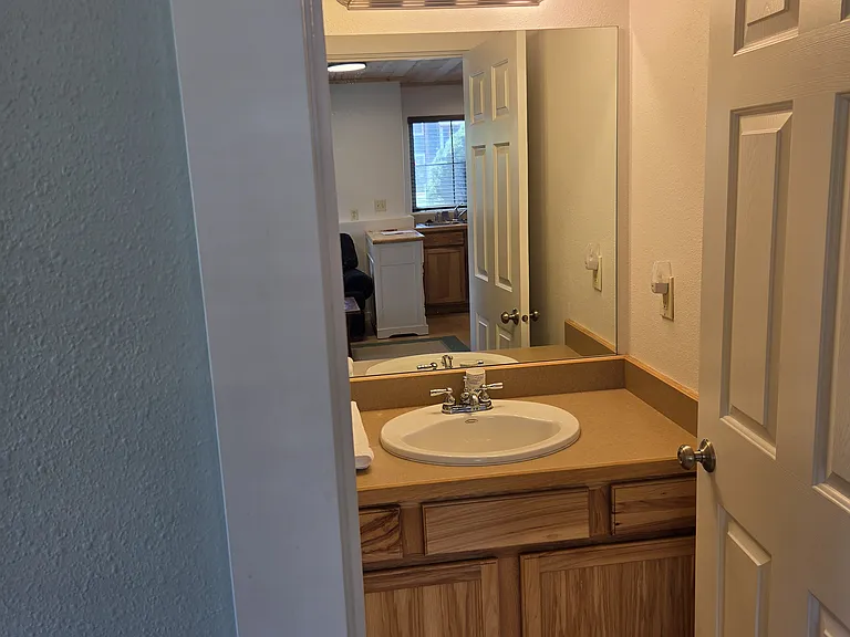 104 Colorado Ave #C — Photo 7