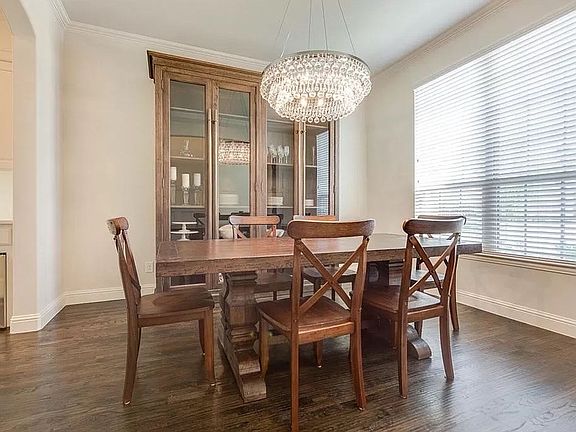 5th image of 4452 Florentine Ln