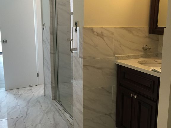 5th image of 718 W 178th St APT 55