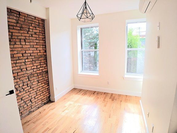 2nd image of 68 16th St #3