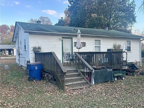 4th image of 4902 S 22nd St