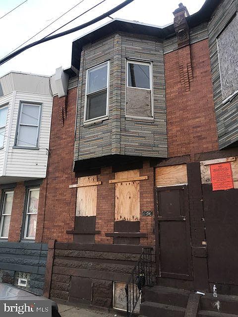 2nd image of 532 E Cambria St