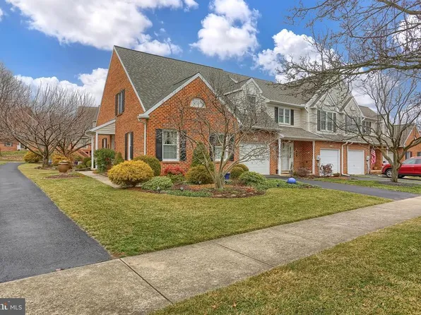 323 Huntington Dr, Mountville, PA 17554