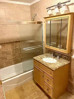 Rented by Bouklis Group | media 1