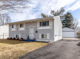 1888 Woodcrest Rd, Columbus, OH 43232