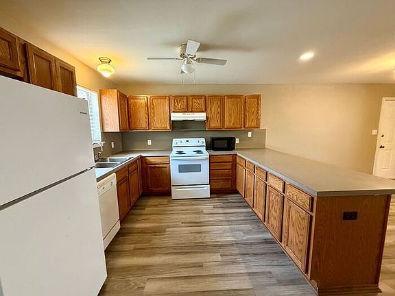 4th image of 3629 McDonald Rd