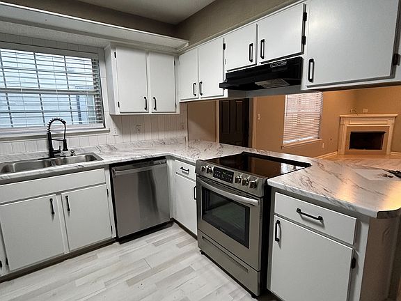 Spacious Kitchen with stainless steel appliances
