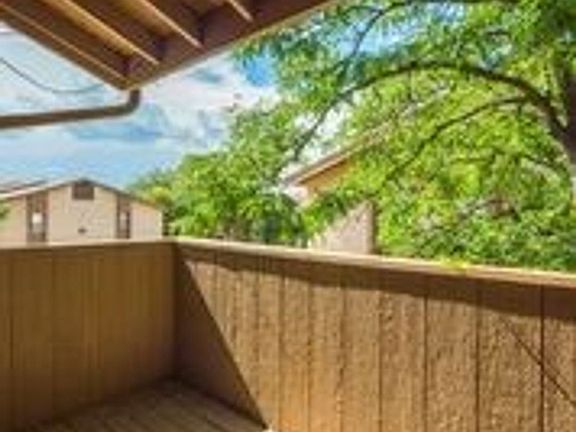 5th image of 3825 Montgomery Blvd NE APT 136