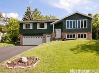 6514 Bluebird Dr, Osseo, MN 55369