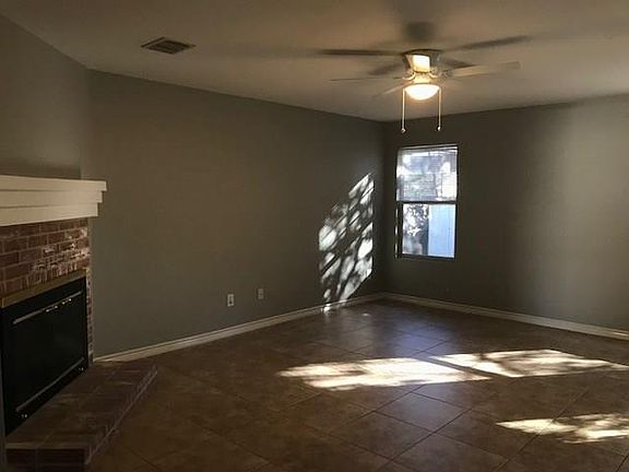 2nd image of 4505 Willow Way Dr