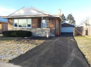 5016 Harnew Rd S, Oak Lawn, IL 60453