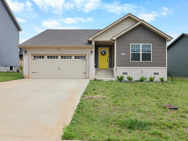 225 Ardell Dr — Photo 1