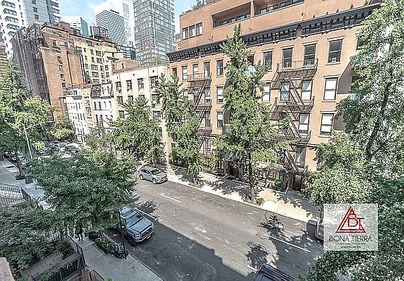 2nd image of 348 E 50th St APT 2C