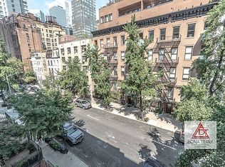 348 E 50th St #3A, New York, NY 10022