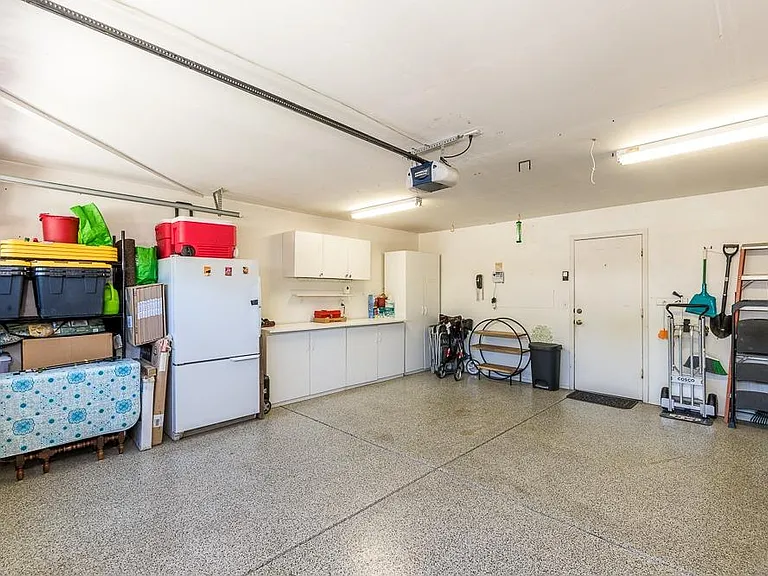 1737 E Revere Rd — Photo 16