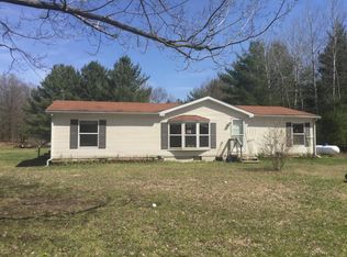 8906 Taylor Dr, Evart, MI 49631