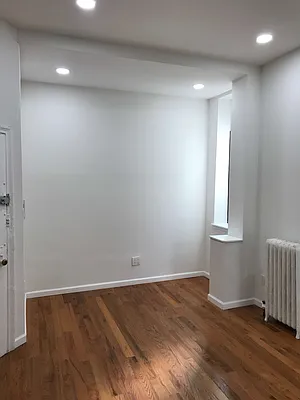 Rented by Flatiron Real Estate Advisors LLC | media 2