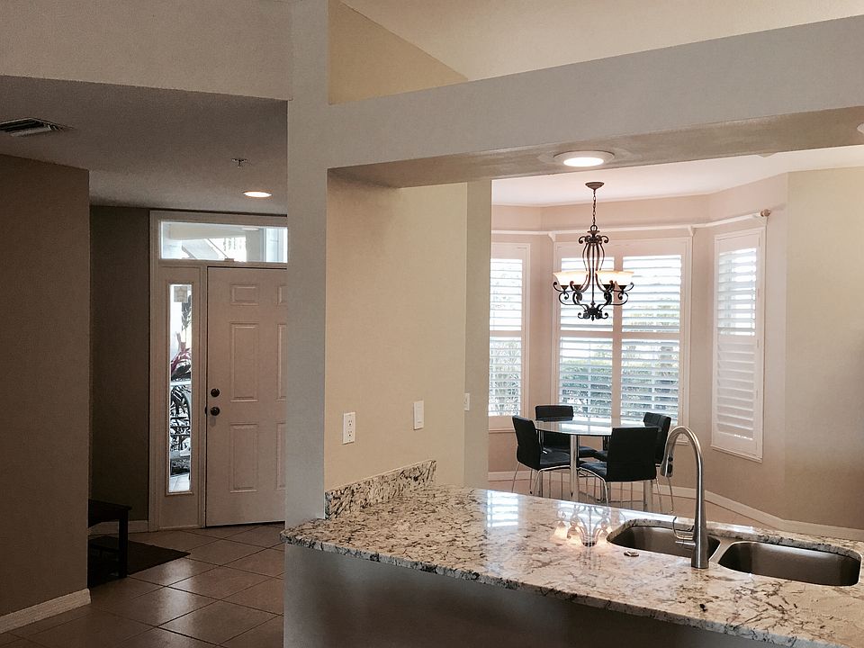 1st image of 119 Woodbridge Dr Unit 102