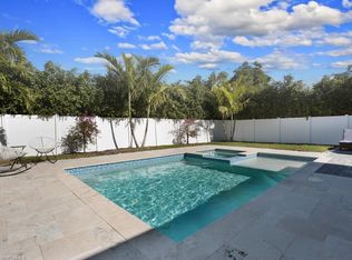 1279 10th Ave N, Naples, FL 34102