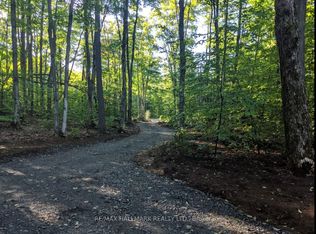 458 White House Rd, Huntsville, ON P1H 2J3