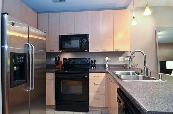 3rd image of 1210 Chicago Ave APT 201A