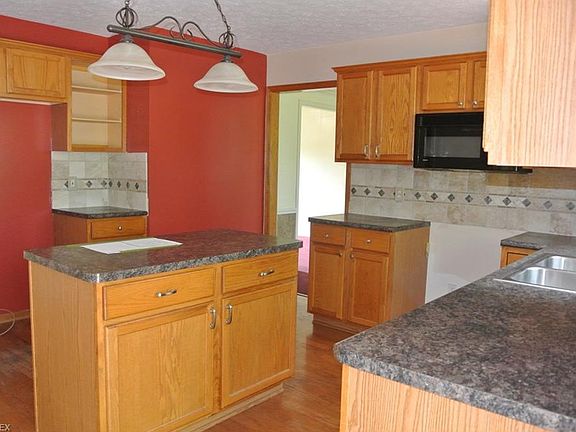 5th image of 5041 Rock Maple Dr